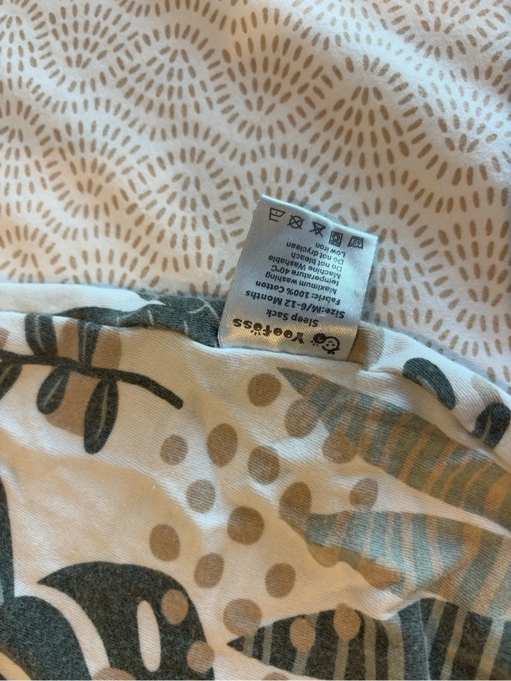 Yoofoss Kids Sleep Sack Set in Sage Green and Leaf Print